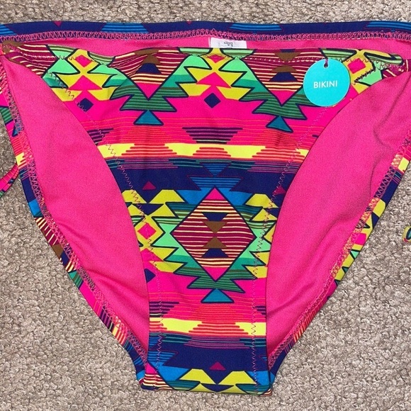 FOREVER 21 hot pink string ties med coverage bikini bottom in women’s size small - Picture 3 of 8